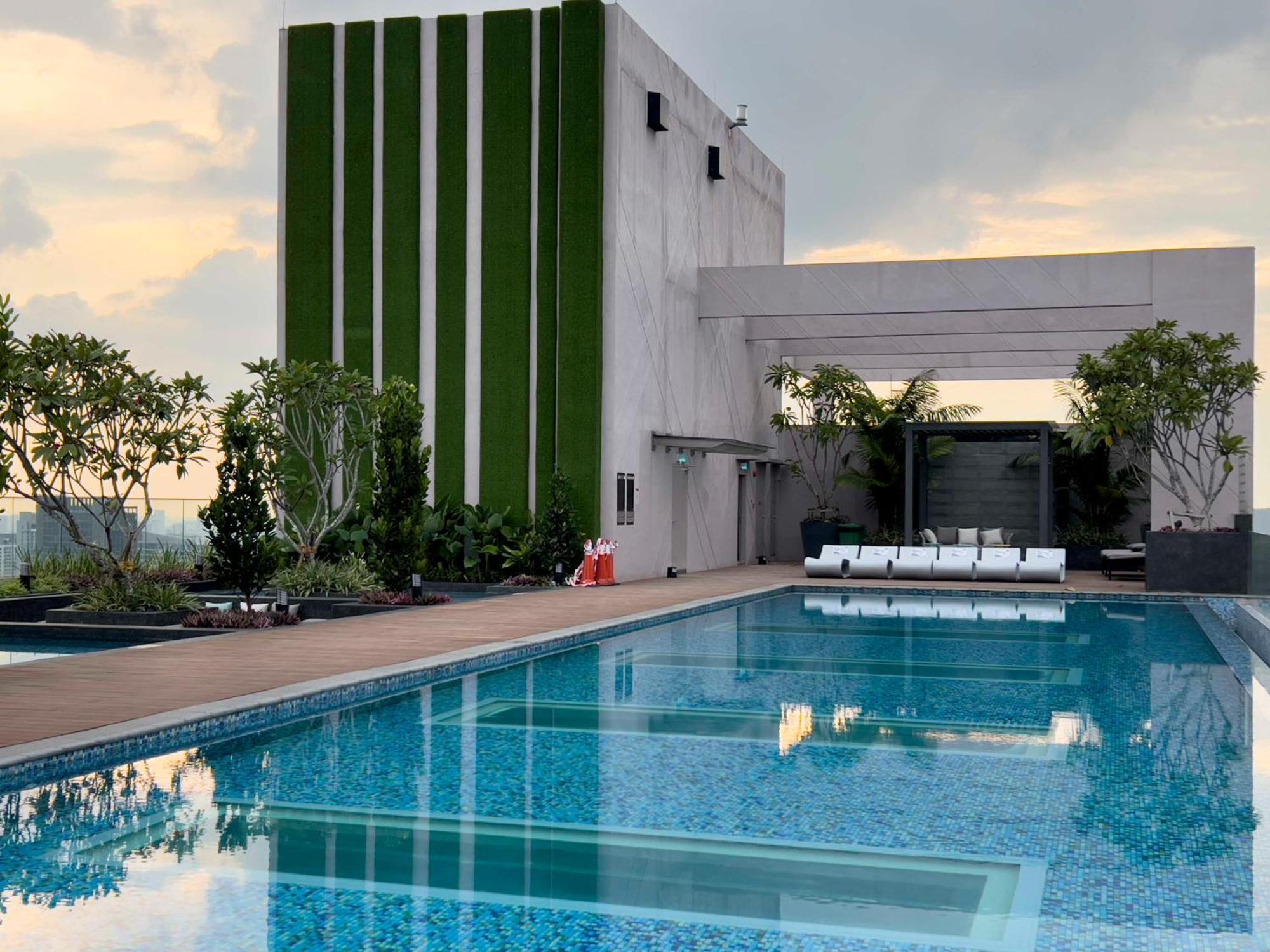 Sky Pool Suites Kl Sentral - Riveria City 吉隆坡 外观 照片