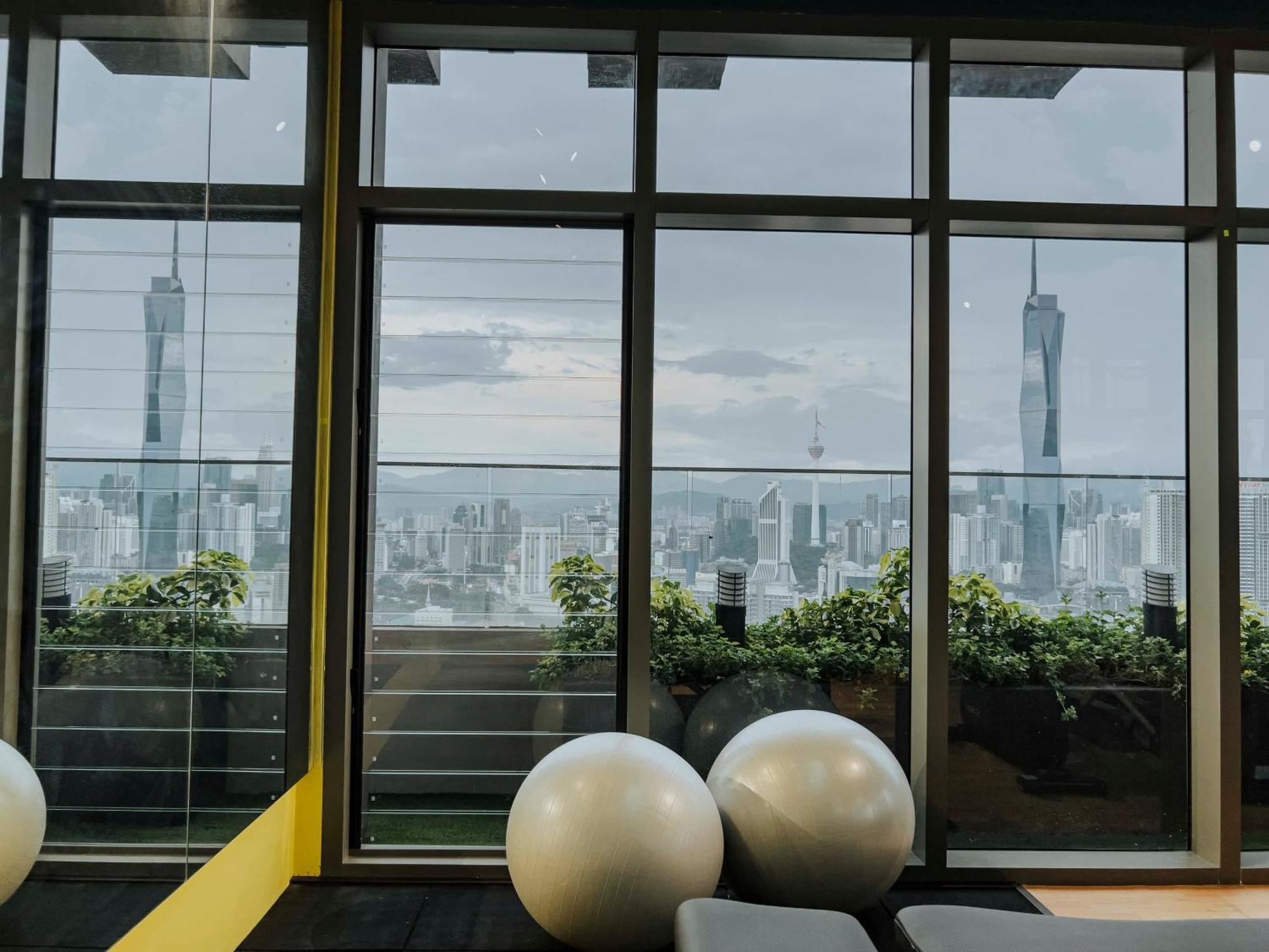 Sky Pool Suites Kl Sentral - Riveria City 吉隆坡 外观 照片
