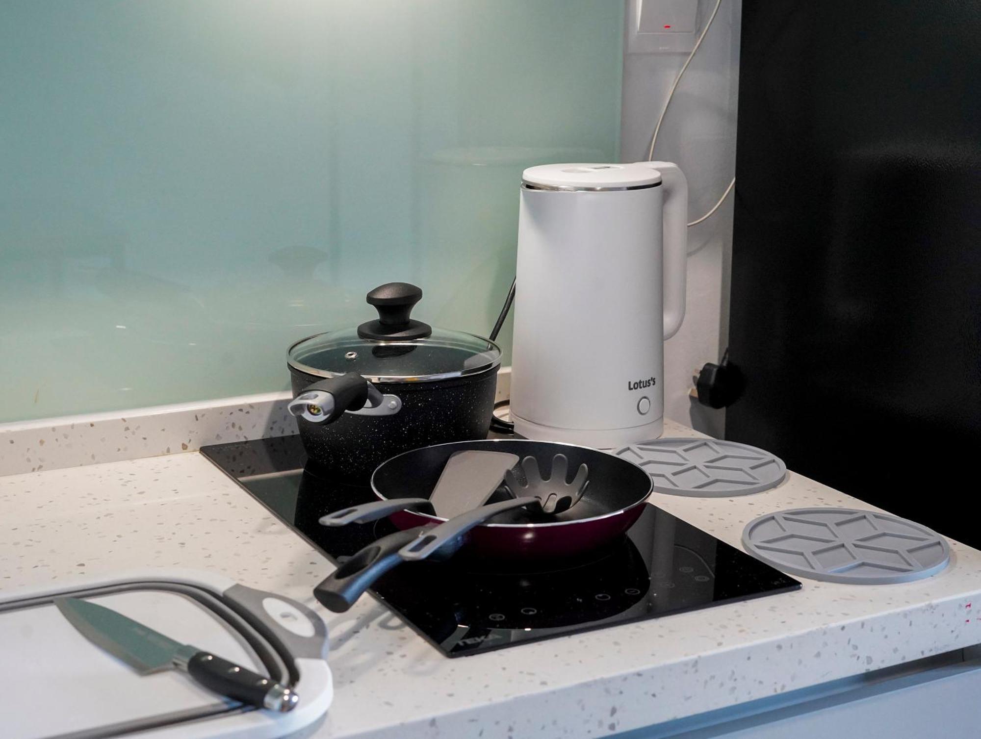 Sky Pool Suites Kl Sentral - Riveria City 吉隆坡 外观 照片